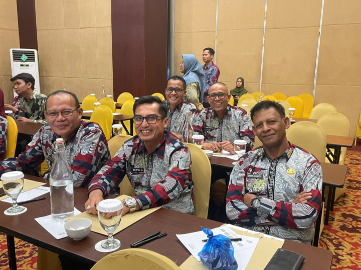 Giat, 01 Februari 2024 Pelaksanaan Sosialisasi dan Pengangkatan Sumpah Panitia Ajudikasi , Satuan TugasFisik, Tugas Administrasi Pendaftaran Tanah Sistematis Lengkap (PTSL) Tahun Anggran 2024 di Badan Pertanahans dan Satuan Tugass Yuriidis