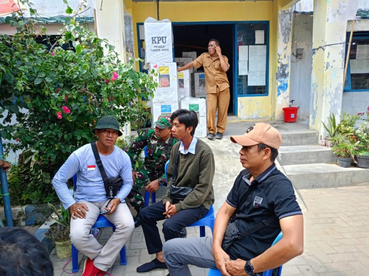 Giat Senin 19 Februari 2024 Rapat Pleno Hari Ketiga tentang Rekapitulasi Hasil Penghitungan Suara Pemilu Pilpres, DPD RI, DPR RI, DPRD Provinsi, DPRD Kota/Kab di Tingkat Kecamatan Samarinda Utara Pada Tahun 2024