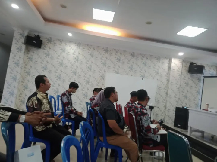 Giat Kamis, 29 Februari 2024 Rapat Koordinasi di Ruang Rapat Mangkupalas & Rapat Koordinasi Inovasi Wadah Layanan Induk Terintegrasi Berbasis Aplikasi Aman, Mudah, dan Gratis (Wadai Balapis Manis) di Ruang Rapat Lt. 2 Kecamatan Samarinda Utara