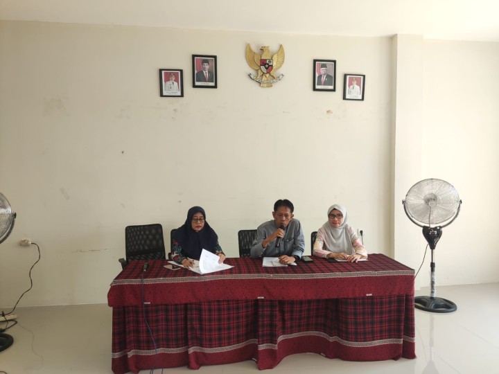Giat, Jum'at 19 April 2024 Rapat koordinasi dan pemantapan pelaksanaan Probebaya tahun 2024 di Aula kantor kelurahan sempaja barat .