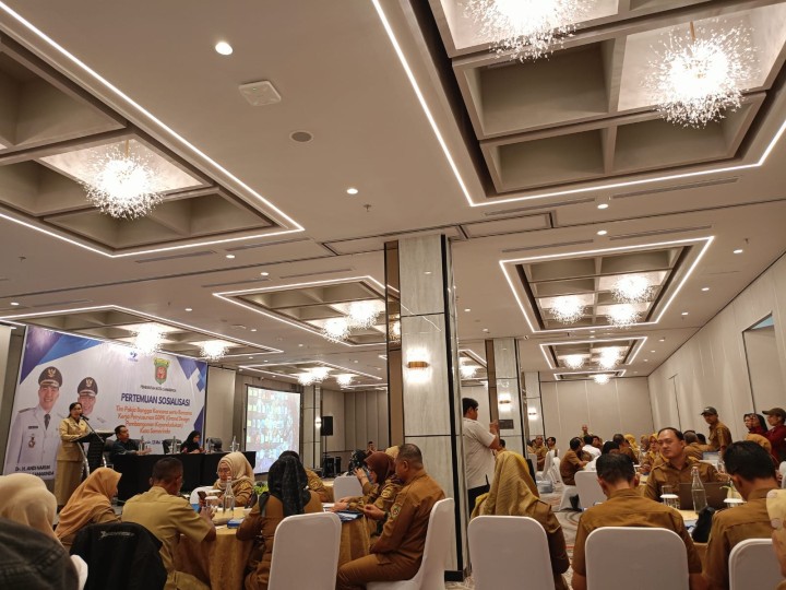Giat, Senin 13 Mei 2024, sosialisasi Tim Pokja bangga kencana serta rencana kerja penyusunan GDPK (Grand Design pembangunan kependudukan) kota Samarinda di Hotel Mercure Samarinda di hadiri oleh Seklur.