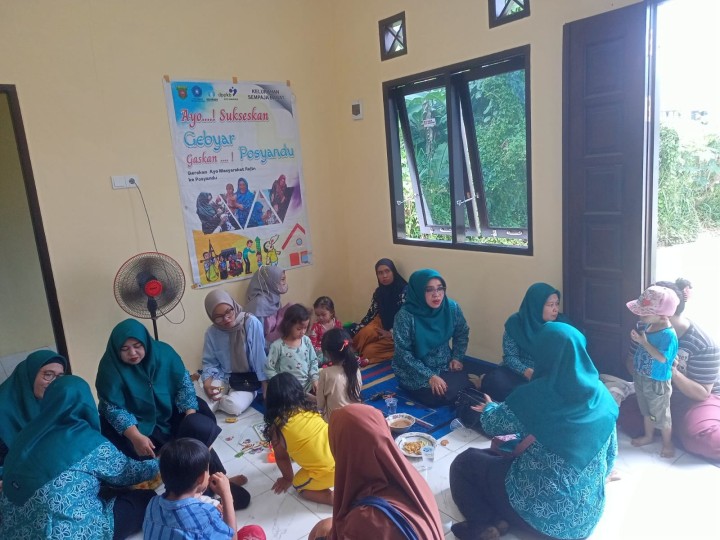 Giat Rabu, 12 Juni 2024 Mengikuti Zoom Meeting Kegiatan Intervensi Serentak Pencegahan Stunting dan Pelayanan Posyandu Bintang Kelurahan Sempaja Barat.