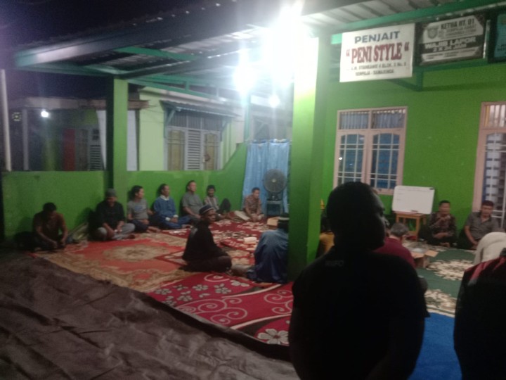 Giat Malam, Sabtu 15 Juni 2024 Pemilihan ketua RT 01 periode tahun 2024-2029 (Lima Tahun) berdasarkan Peraturan Walikota Samarinda Nomor 1 Tahun 2024 tentang Rukun Tetangga Kelurahan Sempaja Barat, Kecamatan Samarinda Utara dengan berakhirnya masa bakti ketua RT tahun 2021-2024.