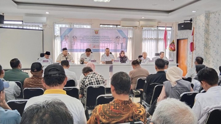 Giat, Rabu 26 Juni 2024,  Melakukan Sosialisasi kawasan Pemakaman Muslim, Batu Besaung kepada Bapak Ketua RT di kelurahan sempaja barat di Aula kantor kelurahan sempaja barat di pimpin Kasi Tapem beserta staf dan seluruh Ketua RT kelurahan sempaja barat & Menghadiri Rapat Koordinasi bersama Pokmas Kecamatan Samarinda Utara berkaitan dengan Pelaksanaan Kegiatan Probebaya Tahun 2024 di Aula Kecamatan Samarinda Utara dihadiri Sekretaris, Kasi Ekbang, Staf Kesra, Ketua Pokmas, Sekretaris Pokmas dan perwakilan anggota LPM Kelurahan.
