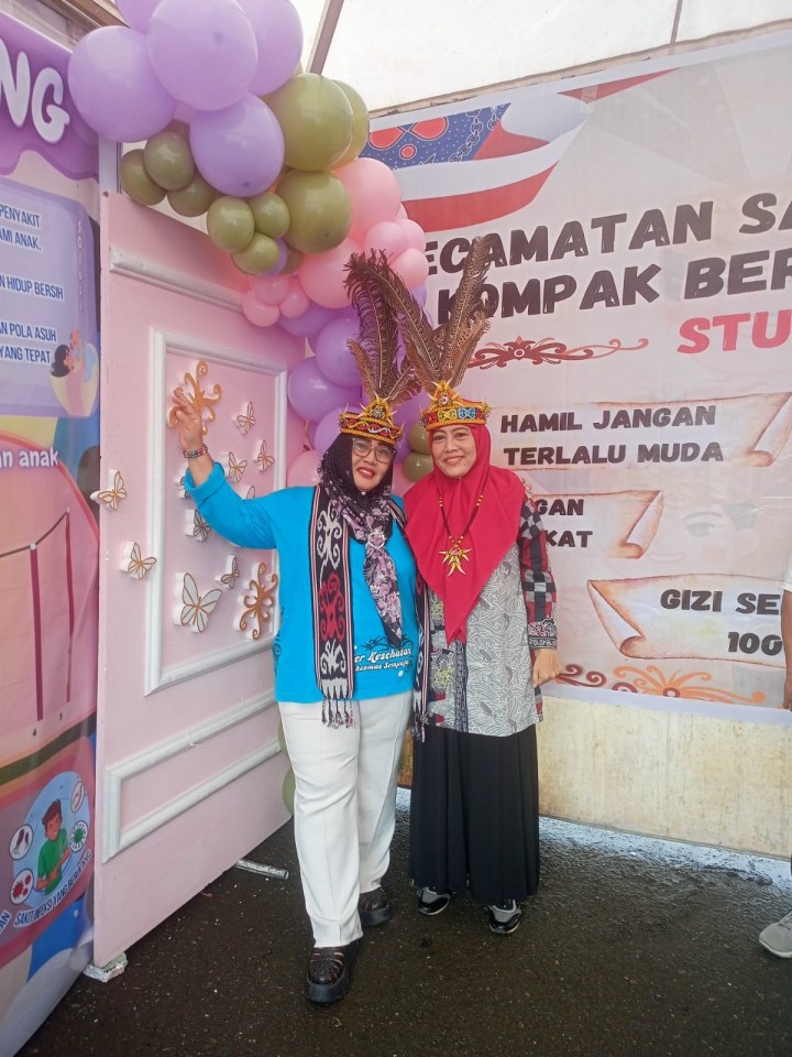 Giat, Kamis 04 Juli 2024 Menghadiri Festival Bangga Kencana ke-2 dalam rangka Hari Keluarga Nasional ke-31 Kota Samarinda Tahun 2024 di Halaman GOR Segiri Samarinda dihadiri Kasi Kesra & Hari kedua Pemeriksaan Kesehatan (Gratis) oleh Rumah Sakit Umum Daerah Korpri Kalimantan Timur di kantor kelurahan sempaja barat untuk seluruh warga.