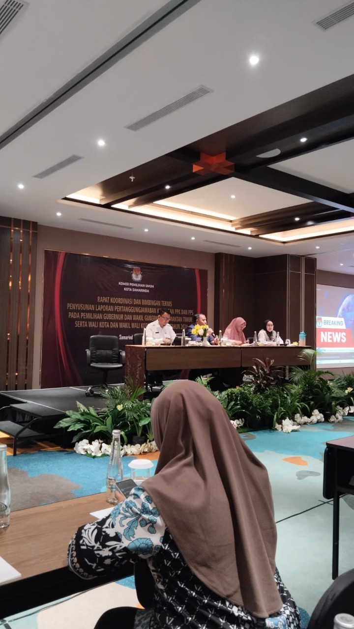 Giat, Kamis 18 Juli 2024, Menghadiri Rapat Koordinasi dan Bimtek Penyusunan Laporan Pertanggungjawaban Keuangan PPK dna PPS pada Pemilihan Gubernur dan Wakil Gubernur serta Wali Kota dan Wakil Wali Kota Samarinda Tahun 2024 di Hotel Fugo Samarinda dihadiri Sekretaris dan Bendahara PPS & Monitoring cek lokasi peninjauan permohonan pemecahan sertifikat jl AW Syahrani blok JB RT 01 dihadiri Kasi Tapem beserta staf.