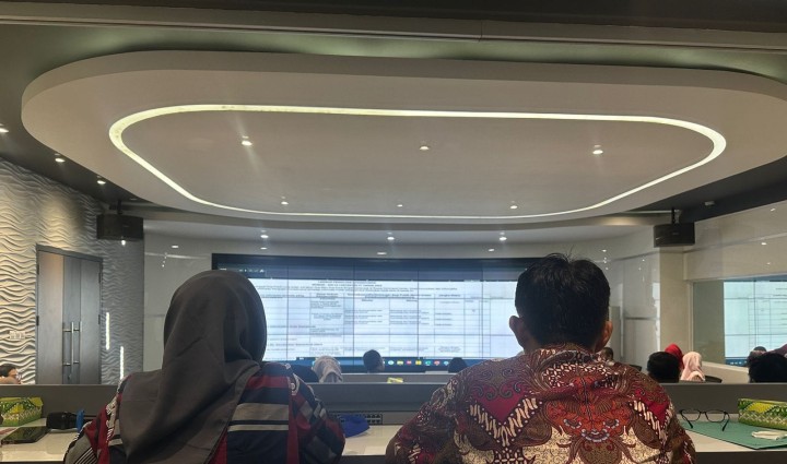Giat, Kamis 25 Juli 2024, Menghadiri Rapat Koordinasi Laporan SKM di Aula kantor kecamatan Samarinda Utara di hadiri staf. Menghadiri Rapat implementasi undang-undang nomor 14 tahun 2008 tentang keterbukaan informasi publik ujian konsekuensi informasi yang dikecualikan di command center, Diskominfo kota Samarinda dihadiri Seklur beserta staf & Menghadiri Rapat Koordinasi membahas RKA tahun 2025 di Aula kantor kecamatan Samarinda Utara.