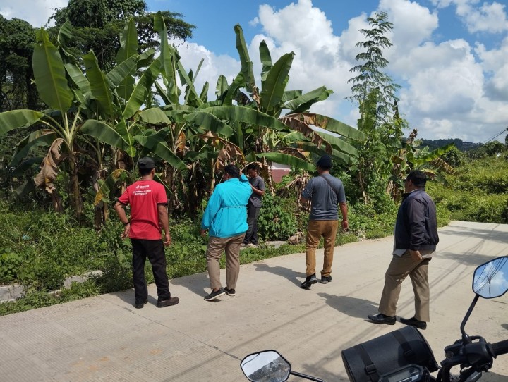 Giat, Senin 29 Juli 2024, Melaksanakan apel Senin pagi di kelurahan sempaja barat di pimpin oleh Kasi Ekbang, Menghadiri Rapat penajaman kepegawaian di lingkungan Pemkot Samarinda di Aula kantor kecamatan Samarinda Utara di hadiri Seklur, Menghadiri Rapat Verifikasi calon peserta pekerja Rentan di ruang Mangkupalas Lt 2 di balaikota dihadiri Lurah, Menghadiri asistensi RKA-SKPD Anggaran pendapatan belanja daerah tahun anggaran 2025 di Hotel Aston Samarinda dihadiri Kasi Ekbang, Bendahara beserta staf & Peninjauan Lokasi tanah di RT 01 dan RT 12 Kelurahan Sempaja Barat di hadiri Kasi Tapem beserta staf dan Ketua RT 01 dan RT 12.