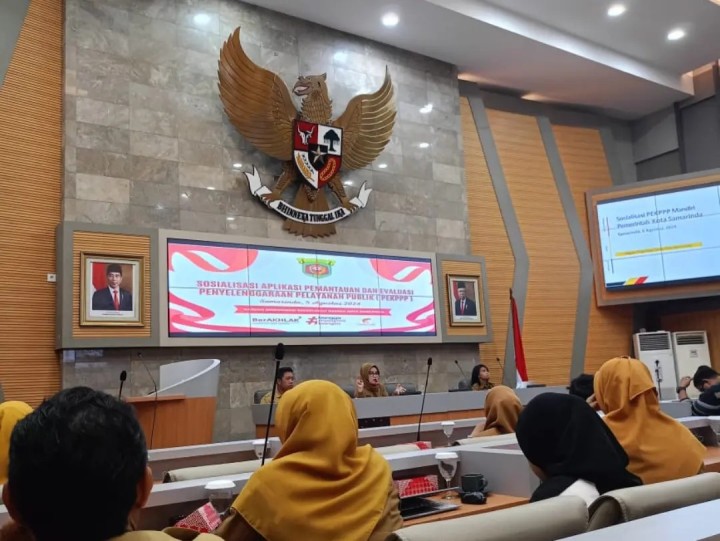 Giat Senin, 05 Agustus 2024 Melaksanakan apel pagi dipimpin oleh Kasi Kesra, Mengikuti Zoom Meeting Koordinasi Rencana Penyaluran CPP Tahap 3 Bulan Agustus 2024 diikuti oleh Lurah & Menghadiri Sosialisasi PEKPPP dan Penginputan Data Dukung F01 dihadiri oleh Seklur