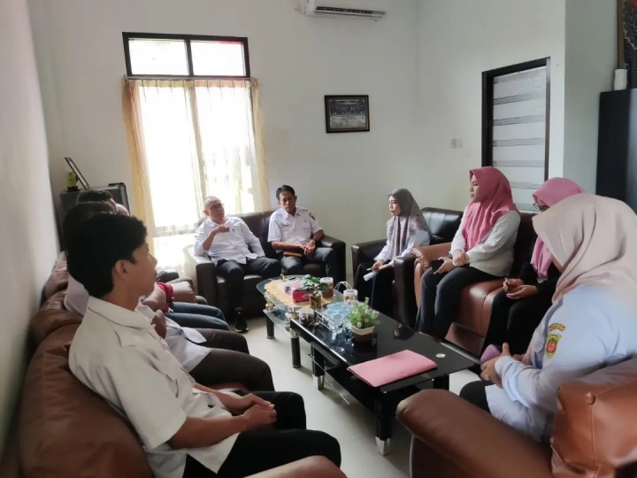 Giat Rabu 07 Agustus 2024, Melaksanakan Rapat Koordinasi Probebaya Tahu. 2024 di Kelurahan Sempaja Barat