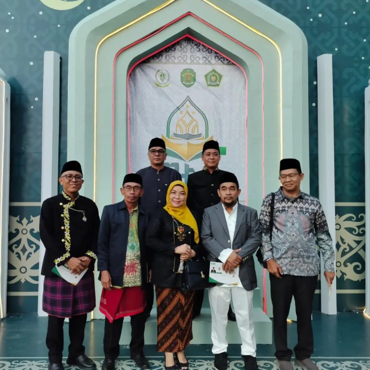 Giat, Minggu 08 September 2024 Menghadiri Pembukaan Pameran Musabaqoh Tilawatil Quran Tingkat Nasional XXX Tahun 2024 di Provinsi Kalimantan Timur di Convention Hall dan Area Parkir GOR Kadrie Oening Sempaja Samarinda dihadiri Lurah.