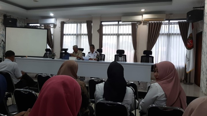 Giat, Rabu 25 September 2024 Menghadiri Sosialisasi Pengembangan Potensi Desa Wisata di wilayah Kota Samarinda di ruang rapat utama Disporapar dihadiri Kasi Ekbang & Menghadiri Rapat Koordinasi terkait Bulan Dana PMI di Aula Kecamatan Samarinda Utara dihadiri Kasi Kesra.