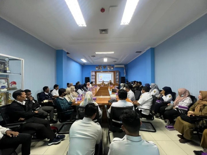 Giat, Selasa 08 Oktober 2024 Menghadiri Rapat Koordinasi Pelaksanaan Kelurahan dan Kecamatan Digital di Ruang Rapat Sembuyutan Lt 3 balaikota dihadiri Lurah, Menghadiri Rapat Verifikasi Validasi Jabatan Pelaksana dan Penyesuaian Peta Jabatan pada SIASN BKN di Swiss-Belhotel dihadiri Seklur, Mengikuti Zoom Meeting Rapat Tim Uji Kelayakan Lingkungan Hidup Kegiatan Pembahasan UKL UPL Rencana Usaha dan/atau kegiatan CV. Mitra Kreatif Mandiri diikuti Kasi Ekbang & Menghadiri Rapat Sosialisasi wadai berlapis manis di Ruang Rapat B Lt 2 Disdukcapil Samarinda dihadiri staf.