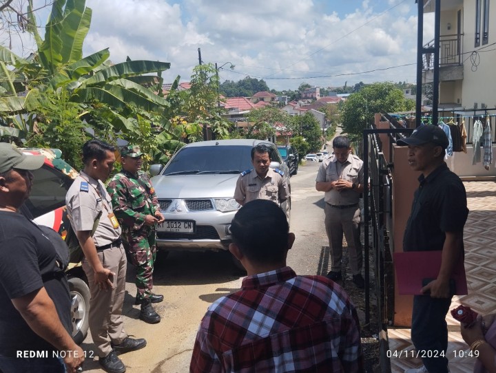 Giat, Senin 04 November 2024 Melaksanakan apel Senin pagi di kelurahan sempaja barat di pimpin oleh Kasi Ekobang, Menghadiri Rapat Pengendalian Program (Radalgram) DPPKB Kota Samarinda di Hotel Puri Senyiur Kota Samarinda di hadiri Lurah,  Menghadiri Rapat Koordinasi KLA (Kota Layak Anak) Tahun 2024/2025 di Ruang Rapat Mangkupelas dihadiri Kasi Kesra & Peninjauan Lapangan Mediasi bidang Tanah SHM 1219/Sempaja Barat di Jl AW Syahrani GG 1 Blok I RT 2 dihadiri Kasi Tapem beserta staf dan Ketua RT 02.