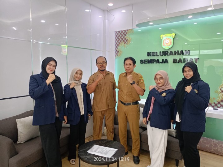 Giat sore, Senin 04 November 2024 Rapat koordinasi dengan Seklur, seluruh Kasi kelurahan, Bendahara dan Pembantu Bendahara dipimpin oleh Lurah & Menerima kunjungan dari Mahasiswa UMKT  Wawancara tentang Analisis Sistem Pelayanan Kependudukan di terima oleh Seklur dan Kasi Tapem.