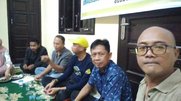 Giat malam, Selasa 12 November 2024 Menghadiri Rembuk Warga Persiapan Kegiatan Probebaya Tahun 2026 dan Musrembang Tahun 2025 di RT 07 Kelurahan Sempaja Barat dihadiri oleh Seklur, Kasi Ekobang, Kasi Tapem, Pendampingan Infrastruktur, Pendamping Non Infrastruktur, Ketua RT dan seluruh warga RT 07.