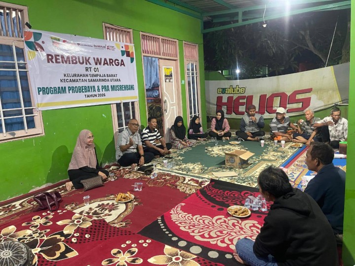 Giat malam, Selasa 19 November 2024 Menghadiri Rembuk Warga Persiapan Kegiatan Probebaya Tahun 2026 dan Musrembang Tahun 2025 di RT 01 Kelurahan Sempaja Barat dihadiri oleh Lurah, Kasi Ekobang, Pendamping Non Infrastruktur, Ketua RT dan seluruh warga RT 01.