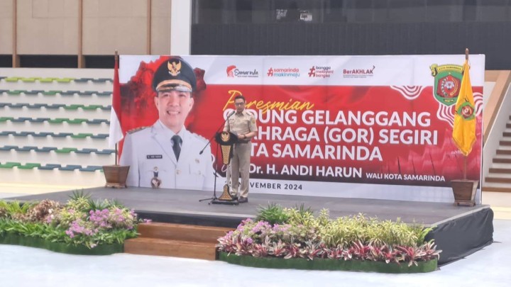 Giat, Senin 25 November 2024 Melaksanakan apel Pagi di Kelurahan Sempaja Barat dipimpin Seklur, Melaksanakan Rapat Koordinasi dengan Cadum Sempaja Barat dipimpin oleh Lurah, Menghadiri Rapat loka karya mini kelompok 22 dan 23 di Ruang Aula Puskesmas Sempaja Lt 3 dihadiri Kasi Kesra, Menghadiri Peresmian Gedung GOR Segiri Samarinda dihadiri Lurah & Menghadiri Rapat Koordinasi di Ruang Mangkupelas Lt 2 dihadiri Lurah.