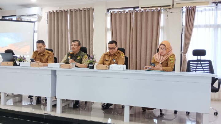 Giat, Selasa 26 November 2024 Menghadiri pendampingan PPRG (Penyusunan Analisis Gender pada dokumen penggaran) di Aula Kecamatan Samarinda Utara dihadiri Kasi Kesra beserta staf.