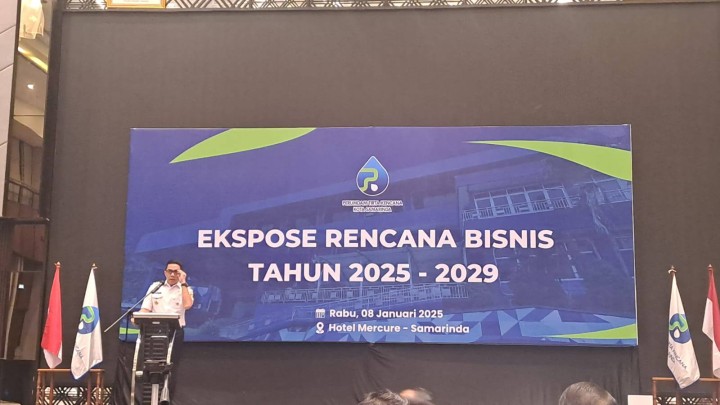 Giat, Rabu 8 Januari 2025 Menghadiri presentasi Rencana bisnis tahun 2025-2029 perum dan Tirta kencana Kota Samarinda di Hotel Mercure Samarinda dihadiri Lurah &  Melaksanakan Musrenbang RKPD 2026 dan Rembuk Stunting  2026 Tingkat Kelurahan Sempaja Barat dihadiri Anggota Komisi 3 DPRD Kota Samarinda Bpk. Abdul Rohim, Plt. Camat Samarinda Utara, Lurah, LPM, Kepala Puskesmas Sempaja,TP. PKK, Ketua RT, Ketua Posyandu se Kelurahan Sempaja Barat.