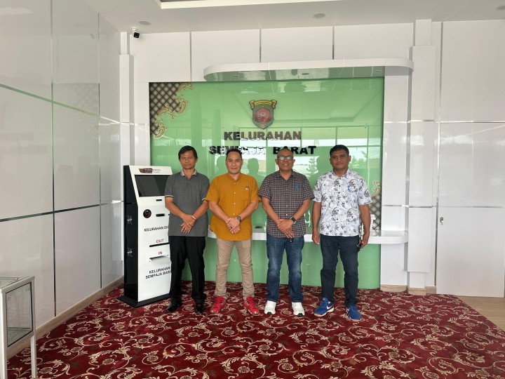 Giat, Jum'at 31 Januari 2025 Mendapatkan kunjungan dari Kelurahan Singa Geweh, Kecamatan Sanggata Selatan, Kabupaten Kutai Timur di sambut baik dengan Lurah & Kedatangan dari Dinas Perkim Kota Samarinda untuk membahas RTLH (Rumah Tidak Layak Huni) dgn Kasi Tapem.