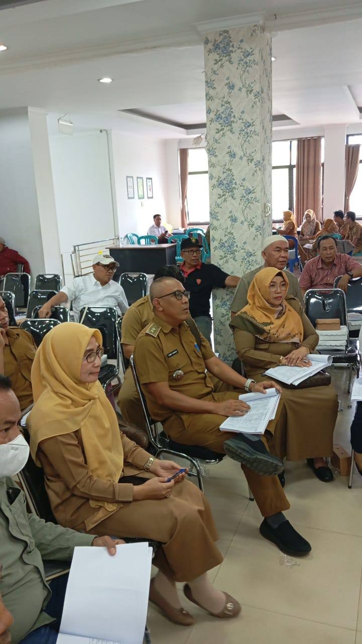 Giat, Selasa 04 Februari 2025 Menghadiri Rapat pemberian makanan tambahan bagi ibu hamil dan balita 2025 di Puskesmas Sempaja dihadiri Kasi Kesra,  Menghadiri Rapat Koordinasi pembahasan layanan kepesertaan BPJS PBI APBD Kota Samarinda Tahun 2025 dihadiri Seklur & Menghadiri Rapat Musrembang Kecamatan Samarinda Utara Tahun 2025/2026.