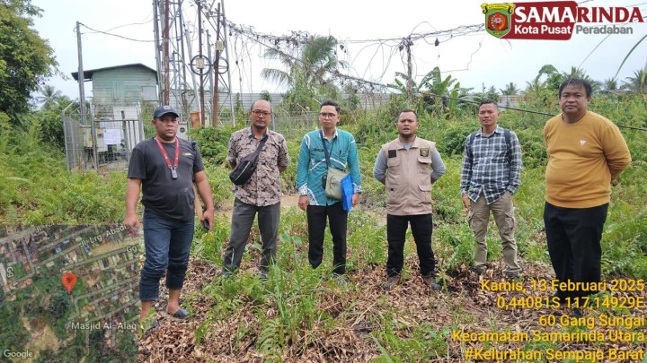Giat siang, Kamis 13 Februari 2025 Peninjauan lahan dan bangunan permohonan IMTN di wilayah RT.01,02 dan 11 dihadiri Kasi Tapem beserta staf & Menindaklanjuti laporan ketua RT.12 ttg bangunan yg dianggap menyalahi kelola tata ruang bangun, peninjauan bersama PUPR dan Kecamatan dihadiri Kasi Tapem beserta staf.