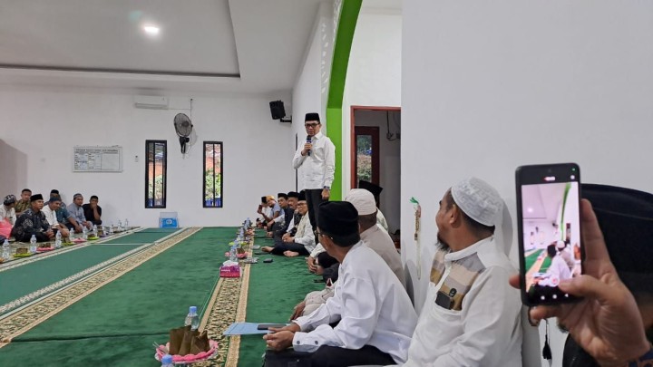 Giat malam, Kamis 20 Maret 2025 Menghadiri peresmian masjid tabur nur sekaligus buka puasa bersama di Yayasan masjid Babul nur berambai dihadiri Lurah.