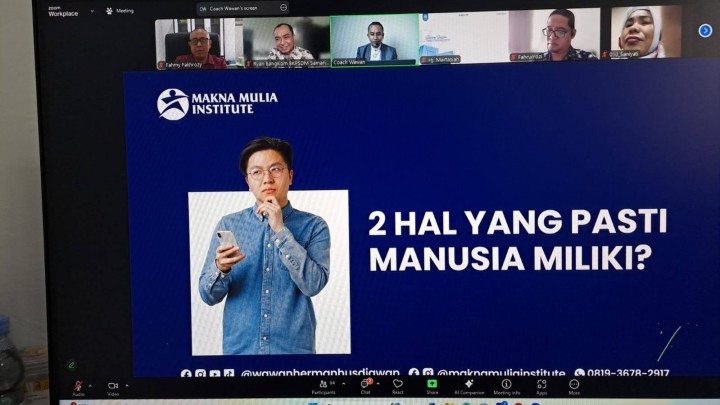 Giat, Jum'at 25 April 2025 Menghadiri Rapat Koordinasi dan Permintaan Data Admin Media Sosial di Ruang Rapat Mangkupelas Lt 2 dihadiri Admin Medsos & Mengikuti Zoom Meeting Sharing Session ASN dan NON ASN Kota Samarinda " Meaningful & Impactful Living"Hidup Lebih Bermakna dan Berdampak diikuti oleh Lurah.