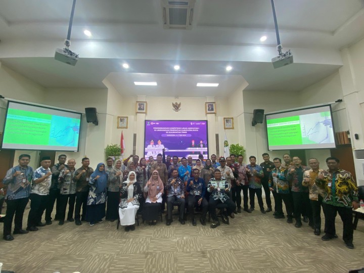 Giat pagi, Rabu 07 Mei 2025 Hari kedua Mengikuti Pengembangan Kompetensi Lurah dalam Tata Kelola Pemerintahan yang Efektif dan Responsif di BKPSDM Provinsi Kalimantan Timur dihadiri Lurah.