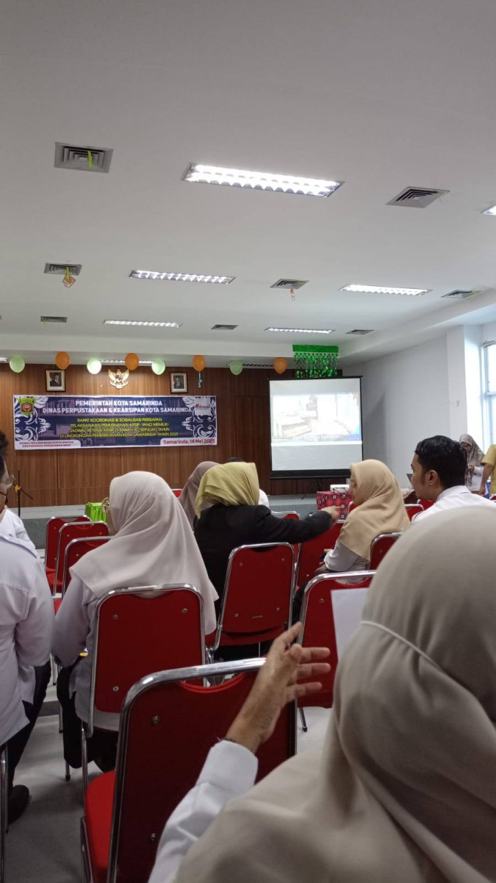 Giat, Rabu 14 Mei 2025 Menghadiri Rapat Verifikasi Dokumen Kota Sehat 2025 "Forum Kecamatan Sehat dan Pokja Kelurahan Sehat Se-Kota Samarinda di Ruang Germas Dinas Kesehatan Kota Samarinda dihadiri Kasi Kesra, Menghadiri Pembukaan Lomba Kelurahan (EPKEL) Tingkat Kota Samarinda Kegiatan Pembinaan & Pengawasan Penyelenggaraan Administrasi Pemerintah Desa/Kelurahan Tahun 2025 di Aula Gedung Inspektorat Lt 2 dihadiri Lurah,  Menghadiri Rapat Koordinasi Pemusnahan Arsip Tahap II di Aula Dinas Perpustakaan & Arsip dihadiri sekretaris & Menghadiri Rapat Koordinasi Posyandu Tingkat Kota Samarinda (Evaluasi Capaian Kunjungan Posyandu dan Sosialisasi Penerapan Posyandu 6 SPM) di Ruang Rapat Mangkupelas Lt 2 dihadiri Kasi Kesra.
