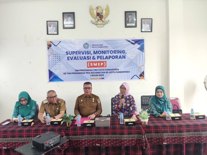 Giat, Selasa 15 Juli 2025 Melaksanakan Survei, Monitoring, Evaluasi & Pelaporan dari PKK Kota Samarinda di Aula Kantor Kelurahan Sempaja Barat dihadiri Sekretaris Camat, Ketua PKK Kecamatan Samarinda Utara beserta Sekretariat dan seluruh Pokja Kecamatan Lurah, Ketua PKK Kelurahan beserta Sekretariat dan seluruh Pokja Kelurahan.
