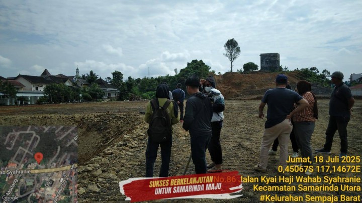 Giat, Jum'at 18 Juli 2025 Peninjauan lahan pengajuan permohonan pembuatan IMTN di jl. AW Syahranie RT.02 dihadiri Kasi Tapem beserta staf dan Ketua RT 02.