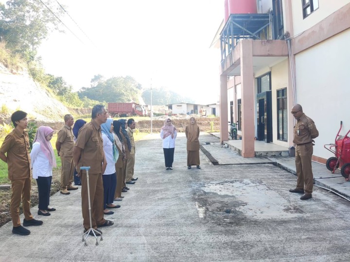 Giat, Senin 21 Juli 2025, Melaksanakan apel Senin pagi di kelurahan sempaja barat dipimpin oleh Kasi Tapem & Monitoring kegiatan Rutin Posyandu Bintang (Balita) di Perumahan Kayu Manis dihadiri Kasi Kesra.