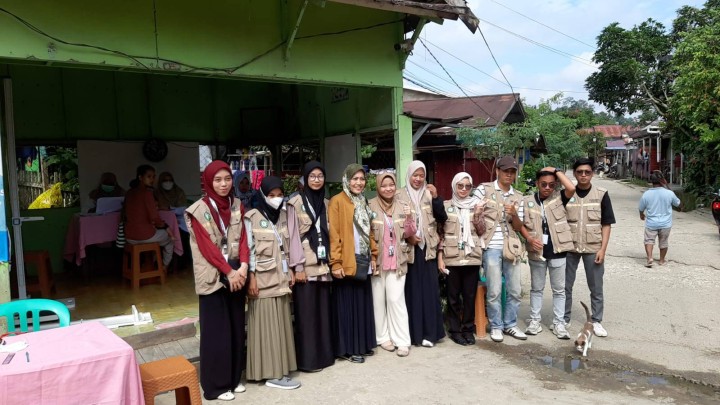 Giat pagi, Rabu 23 Juli 2025 Monitoring kegiatan Rutin Posyandu Cherry (Balita) di Jl KH Wahid Hasyim GG Sungai 1 dihadiri Kasi Kesra.