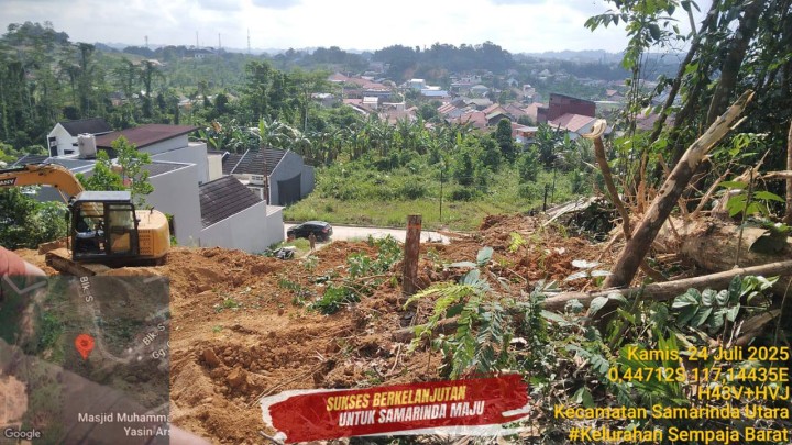 Giat, Kamis 24 Juli 2025 Peninjauan ke lokasi adanya rencana pematangan lahan oleh pemilik lahan di wilayah RT. 02 jln AW. Syahranie dihadiri Kasi Tapem beserta staf, Babinsa, Bhabinkamtibmas, Ketua RT 01 dan Ketua RT 02.
