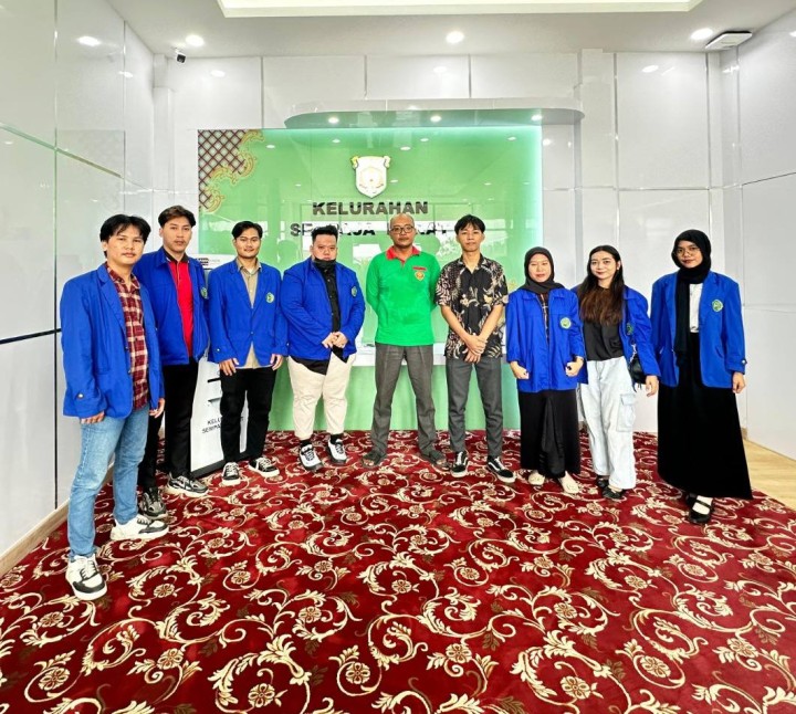 Giat, Jum'at 25 Juli 2025 Mendapatkan Kunjungan dari mahasiswa Universitas Widya Gama Mahakam Samarinda ingin melaksanakan KKN di kelurahan sempaja barat diterima oleh Kasi Tapem.