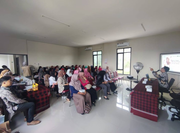 Giat, Selasa 29 Juli 2025, Melaksanakan Rapat Sosialisasi Kegiatan Literasi oleh PT. Pegadaian (Persero) di ruang rapat kantor kelurahan sempaja barat dihadiri seluruh Ketua RT, Kader PKK, Dasawisma Kelurahan Sempaja Barat, seluruh Staf Kelurahan Sempaja Barat dan Mahasiswa UINSI Samarinda & Menghadiri Rapat Koordinasi Perihal Hasil Rapat Koordinasi HUT RI di Ruang Camat Samarinda Utara dihadiri Lurah.