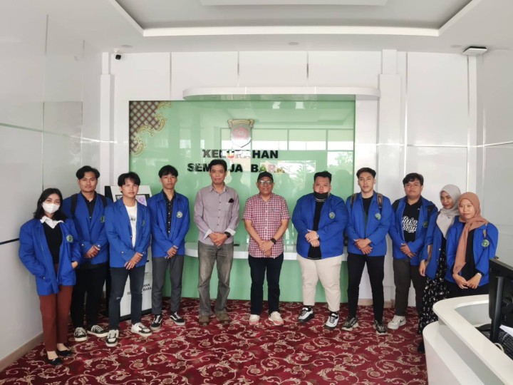 Giat, Jum'at 01 Agustus 2025  Mendapatkan kunjungan dari Universitas Widya Gama Mahakam Samarinda dengan Dosen Pembimbing untuk melaksanakan KKN di Kelurahan Sempaja Barat diterima oleh Lurah.