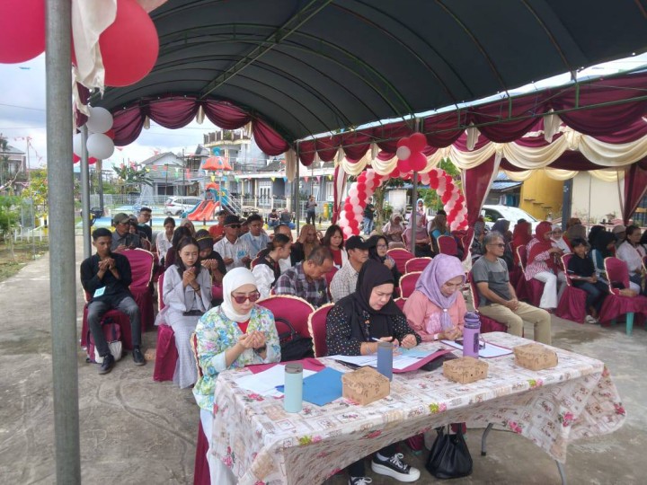 Giat, Sabtu 16 Agustus 2025 Mendampingi peserta karaoke tingkat kecamatan dihadiri Lurah dan Kasi Tapem.