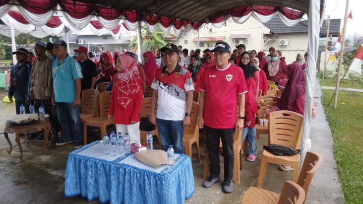Giat, Minggu 24 Agustus 2025 Menghadiri Jalan Santai dan sekaligus Pembagian Hadiah Lomba wilayah RT Perum TVRI Graha Asri RT 05 dalam rangka Kemerdekaan Republik Indonesia Hari Ulang Tahun ke-80 Kemerdekaan Republik Indonesia Tahun 2025 dihadiri Lurah dan Kasi Tapem.