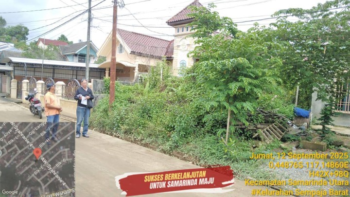Giat siang, Jum'at 12 September 2025 ‎ ‎Peninjauan lahan permohonan pemecahan sertifikat di jl. AW Syahranie 4 blok.G RT.02 dihadiri Kasi Tapem beserta staf.