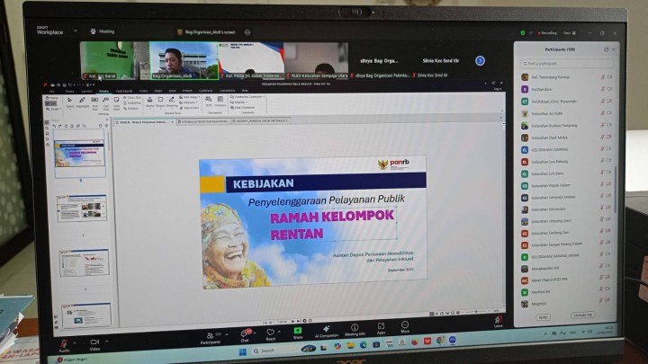 Giat, Rabu 17 September 2025 Mengikuti Zoom Meeting Monitoring Penyelenggaraan Pelayanan Publik Ramah Kelompok Rentan & Sosialisasi PEKPPP Mandiri Tahun 2025 diikuti oleh Sekretaris Lurah & Monitoring kegiatan Rutin Posyandu Al-Hidayah (Balita) di Jl. Ring Road Lorong Abadi RT 12 dihadiri Kasi Kesra.