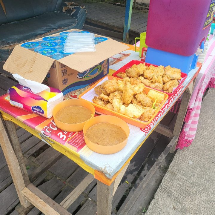 Gotong Royong Warga RT. 24