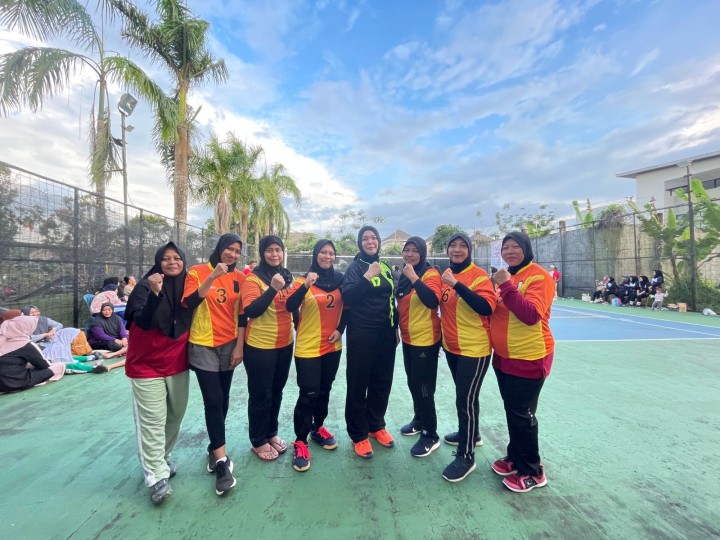 LOMBA VOLLY TINGKAT KECAMATAN SAMARINDA UTARA DALAM RANGKA HUT RI KE 80