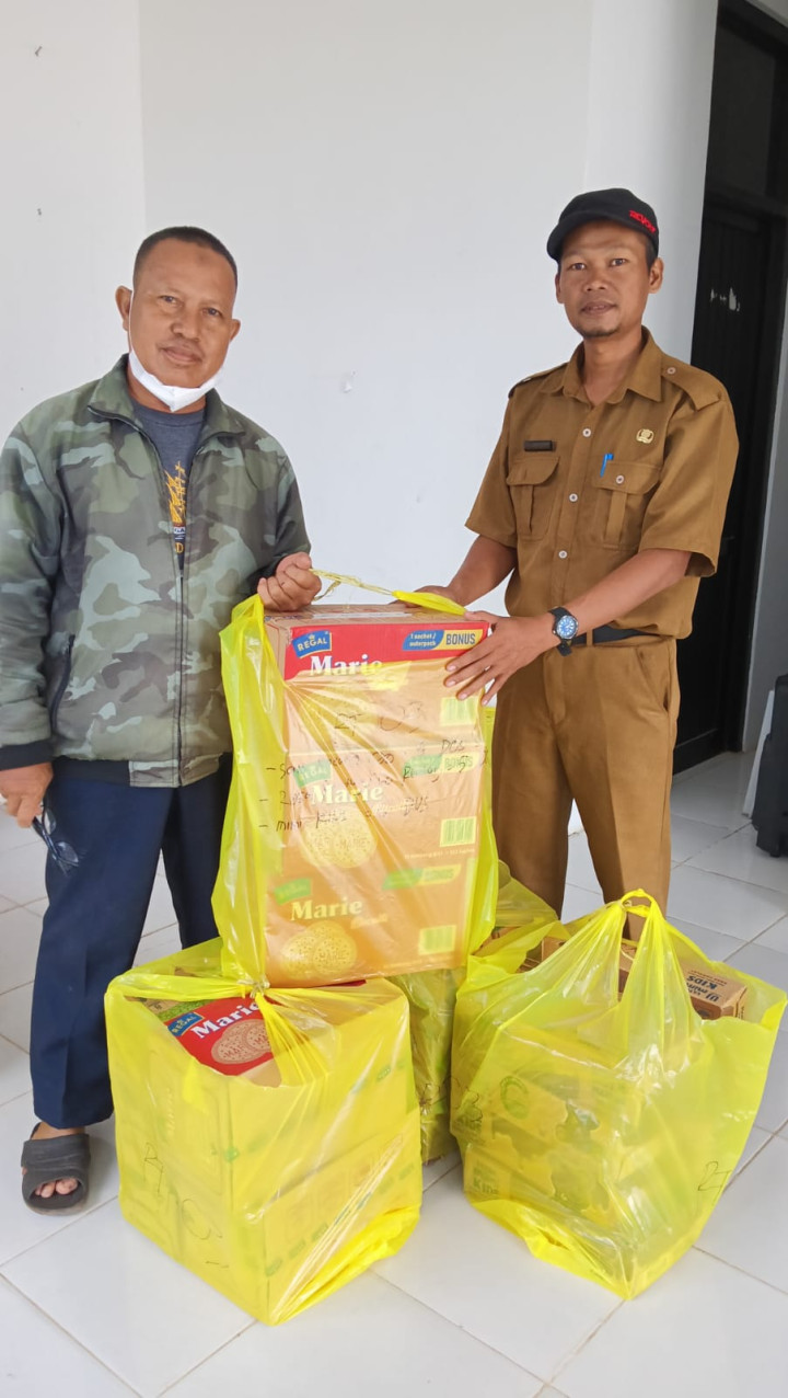 Penyerahan Makanan Tambahan Posyandu di RT.03  Bidang Pemberdayaan Masyarakat Tahun 2023