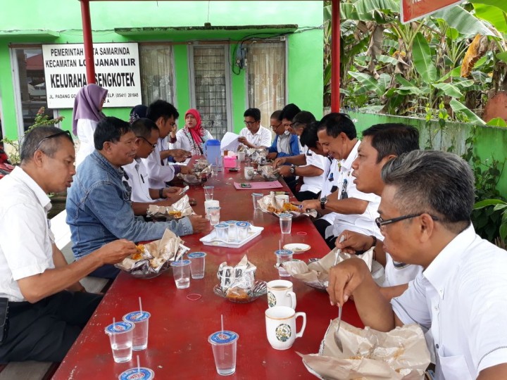 Dokumentasi Pembinaan Aparatur Pemerintahan oleh Camat Loa Janan Ilir (07/02/2018)