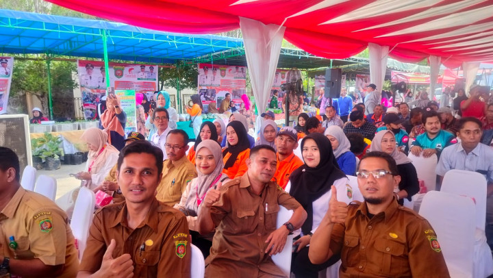 Penyerahan Probebaya Kecamatan Loa Janan Ilir Tahun 2023 oleh Bapak Walikota Samarinda