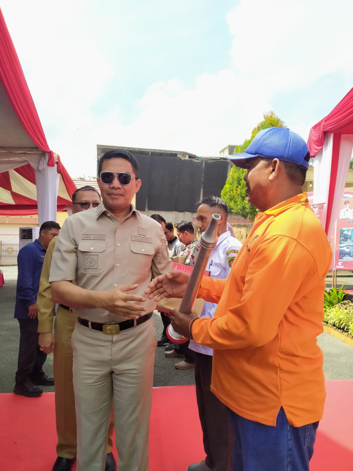 Penyerahan Probebaya Kecamatan Loa Janan Ilir Tahun 2023 oleh Bapak Walikota Samarinda