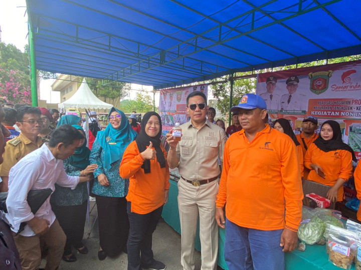 Penyerahan Probebaya Kecamatan Loa Janan Ilir Tahun 2023 oleh Bapak Walikota Samarinda